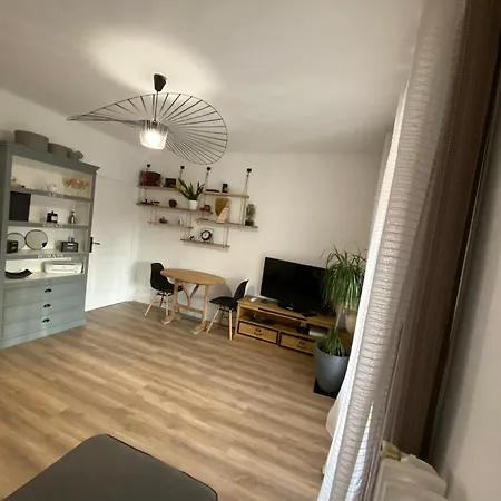 Le Lola Charment T3 A 10 Minutes A Pied De La Plage. Lägenhet *